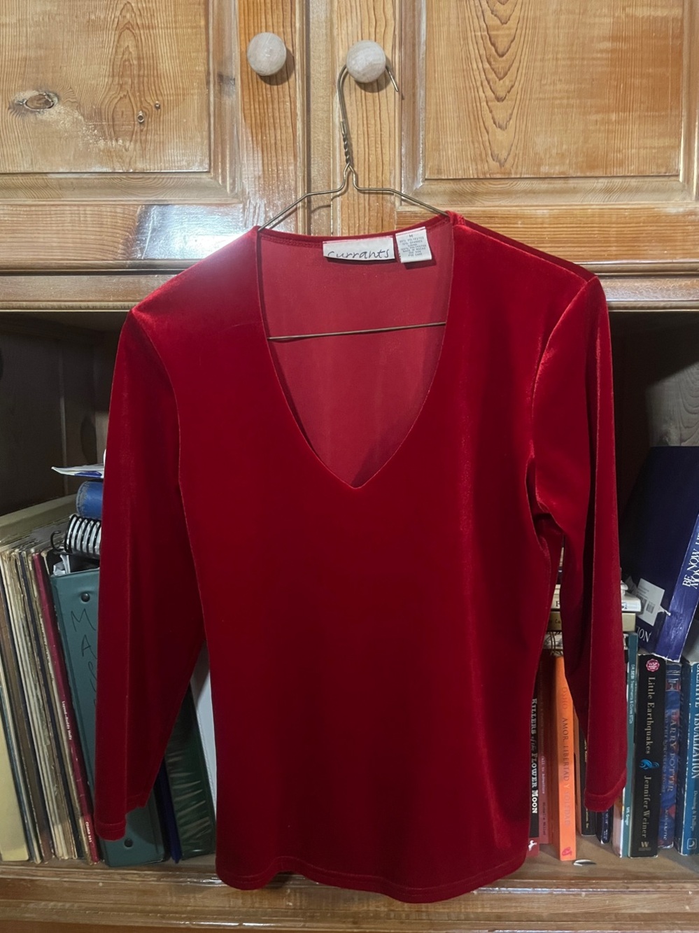 Red Velvet V-Neck 3/4 Length Sleeve Top